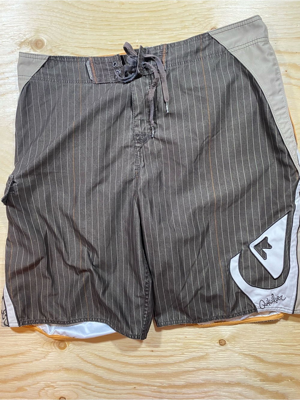 Quiksilver Men's Brown Pinstripe Swim Board Shorts with Contrast Panels